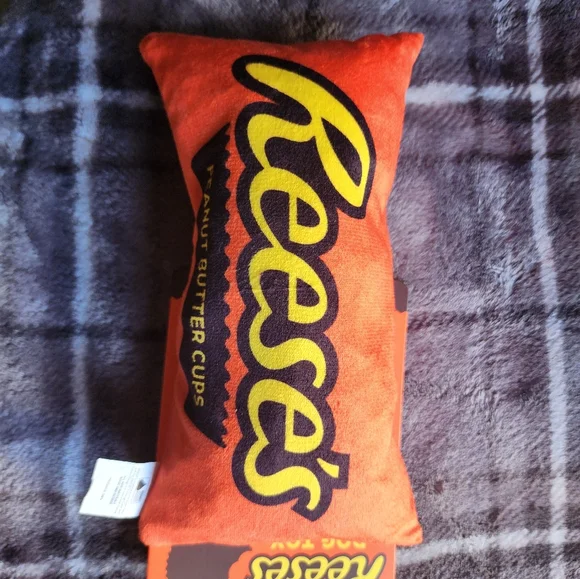 NWT Hershey dog toys - Picture 3 of 4